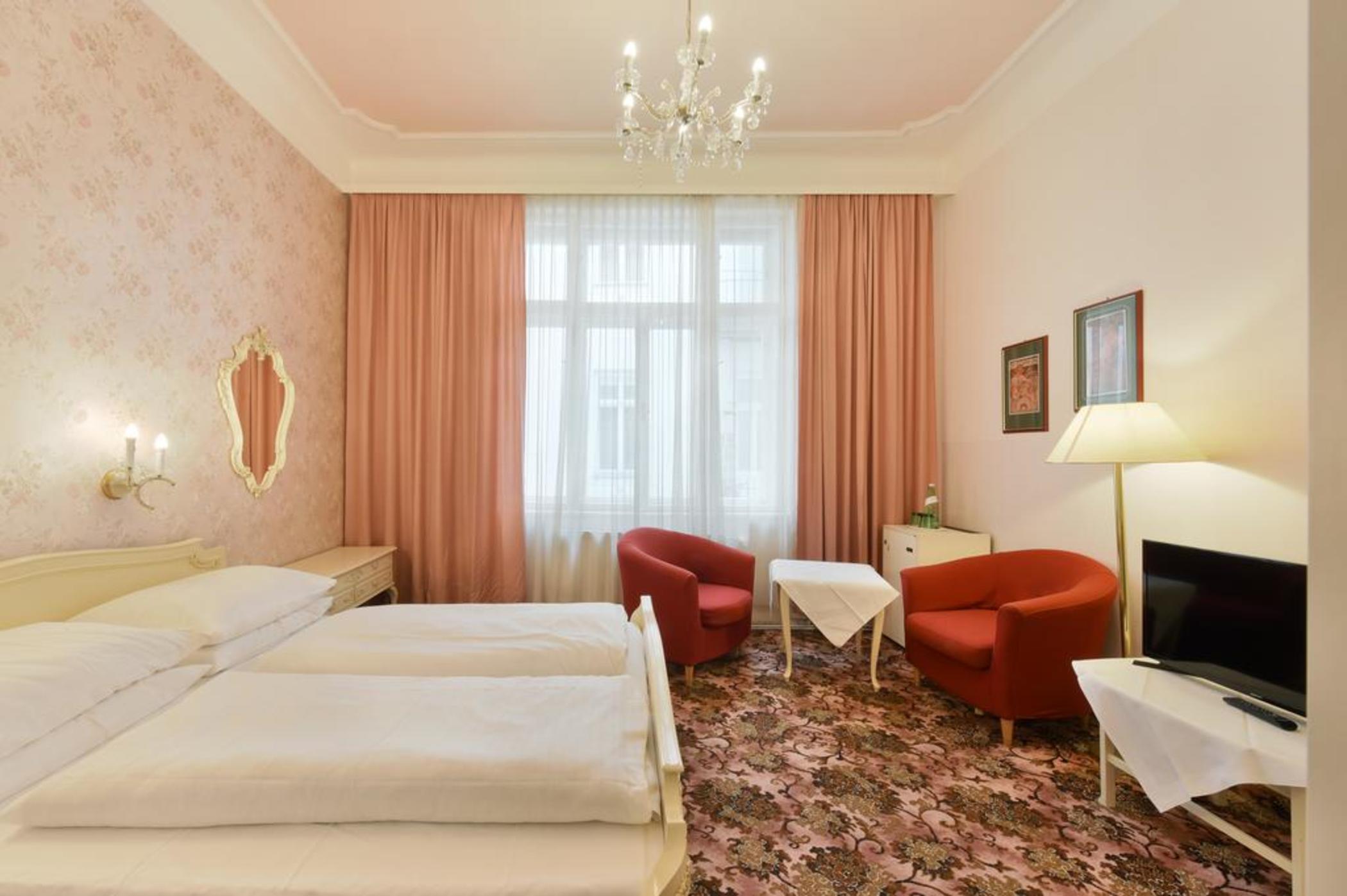 Hotel Pension Baronesse Vienna Luaran gambar